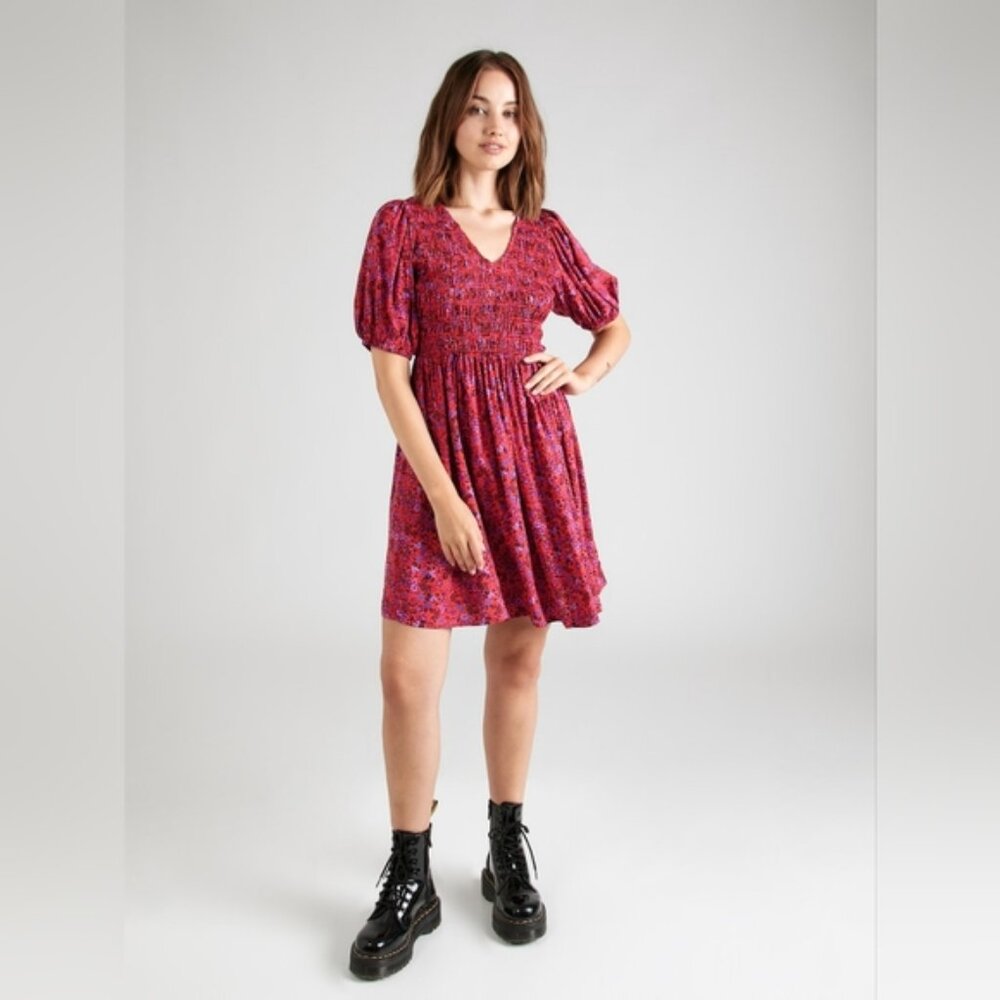 GAP Cotton Smocked Mini Dress Red Floral Sz Small